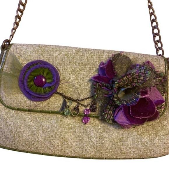 Y2K Green & Purple Flower Accent Shoulder Bag with Faux Alligator Chain Strap - Picture 2 of 8